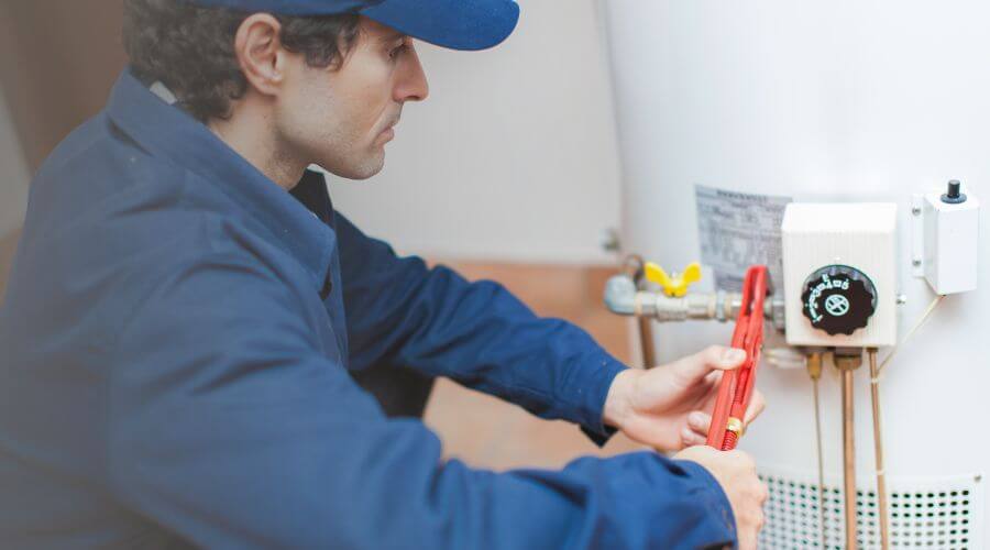Expert burst pipe repair services in Higdon, AL